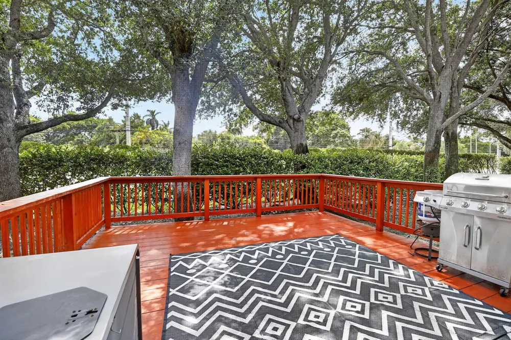 4950 PALM GARDEN LANE Davie, FL 33314