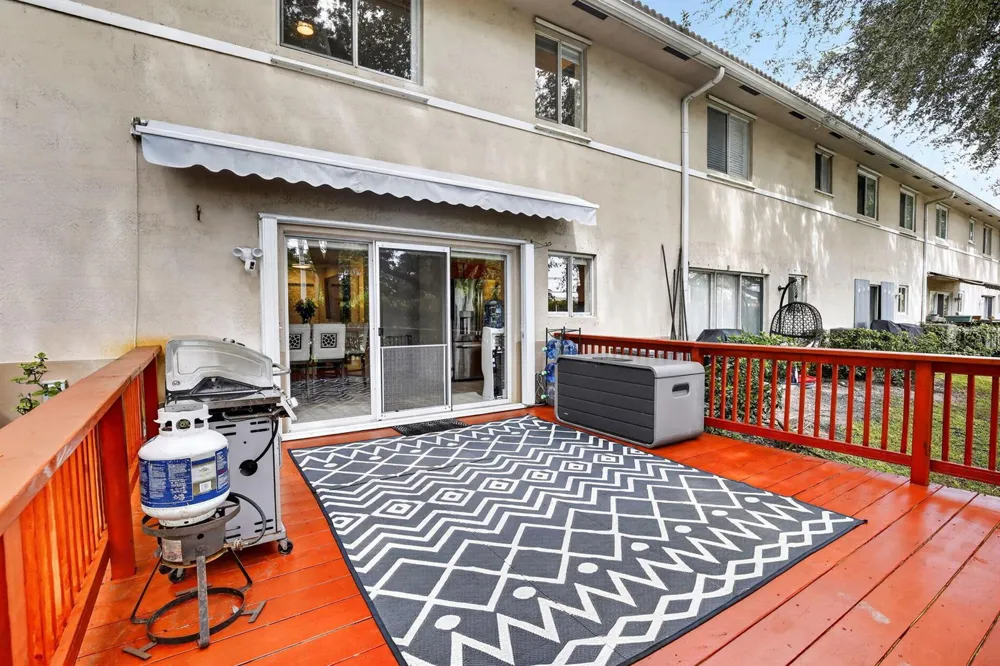 4950 PALM GARDEN LANE Davie, FL 33314