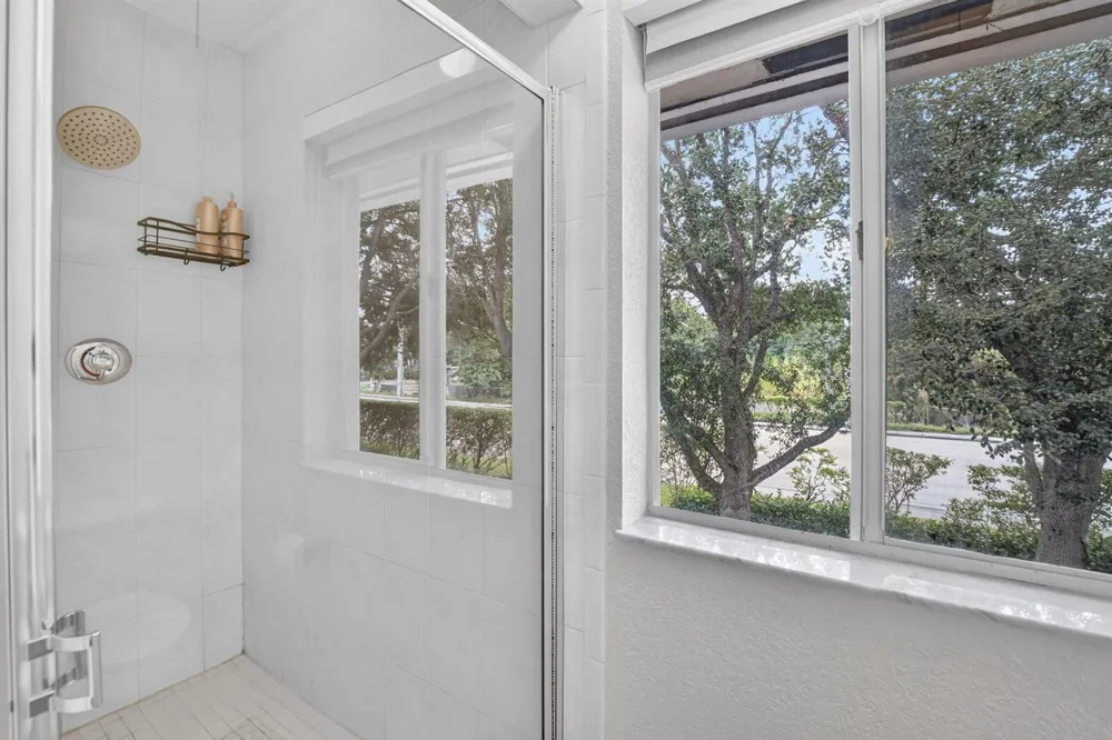 4950 PALM GARDEN LANE Davie, FL 33314