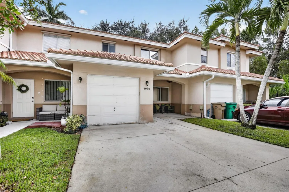 4950 PALM GARDEN LANE Davie, FL 33314