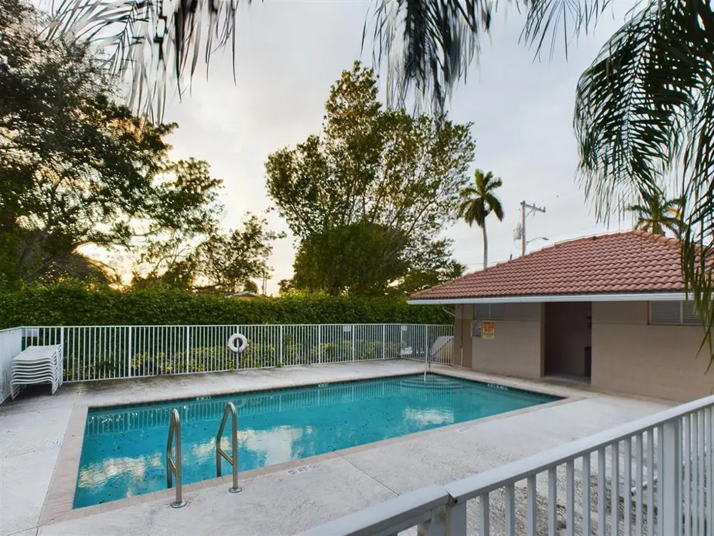 4950 PALM GARDEN LANE Davie, FL 33314