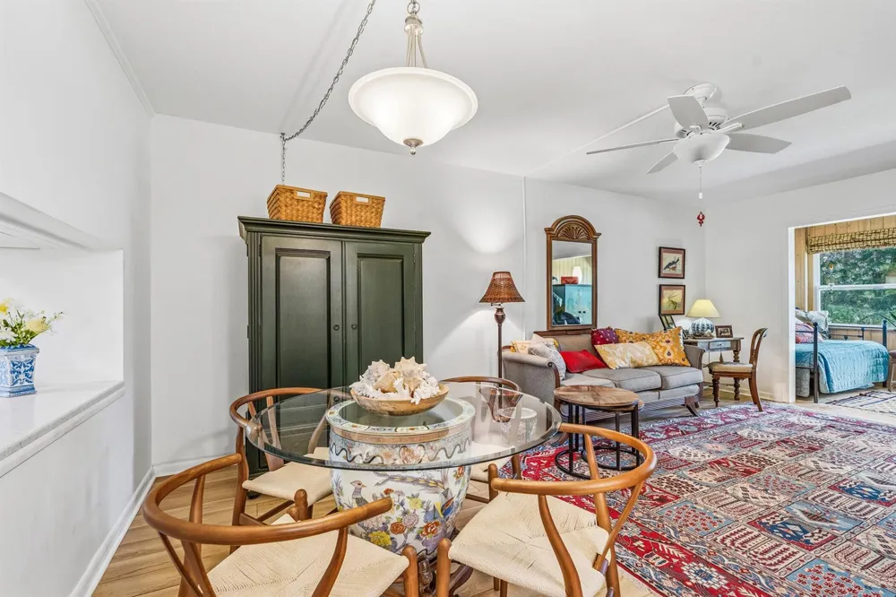 677 ROYAL PALM BOULEVARD #7 Vero Beach, FL 32960