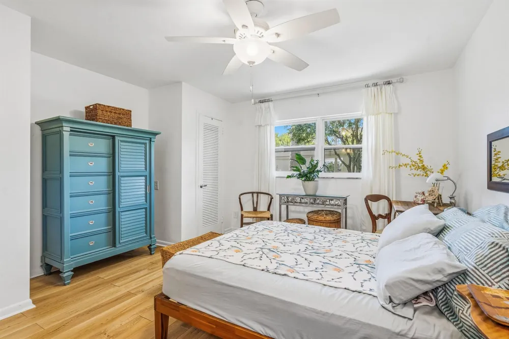 677 ROYAL PALM BOULEVARD #7 Vero Beach, FL 32960