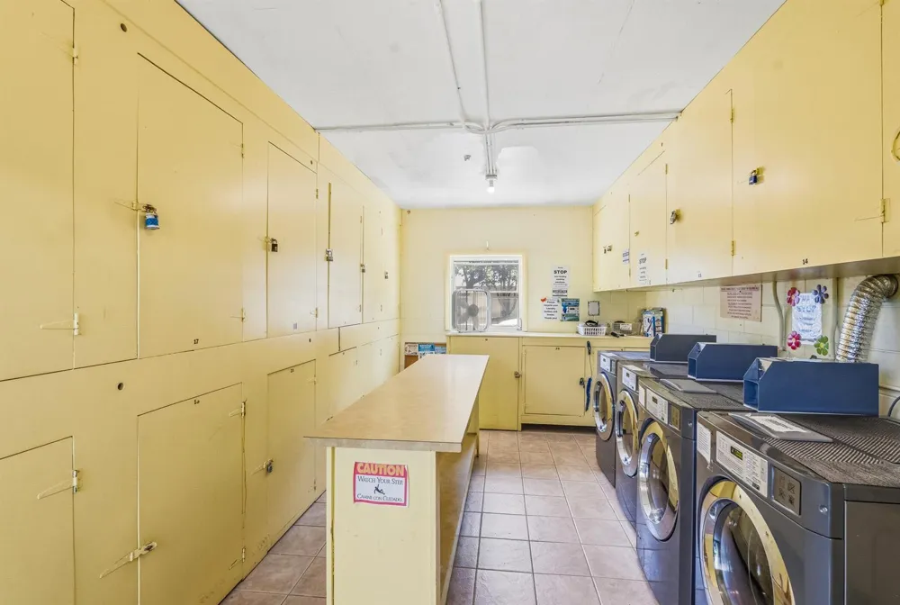 677 ROYAL PALM BOULEVARD #7 Vero Beach, FL 32960