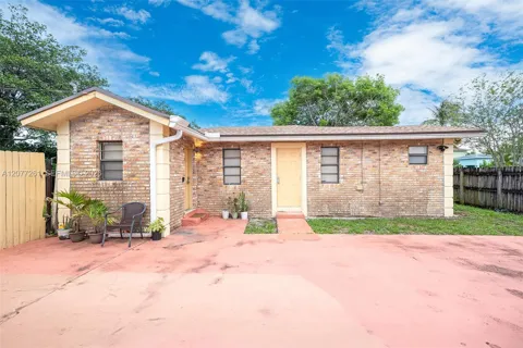2420 NW 22nd Rd