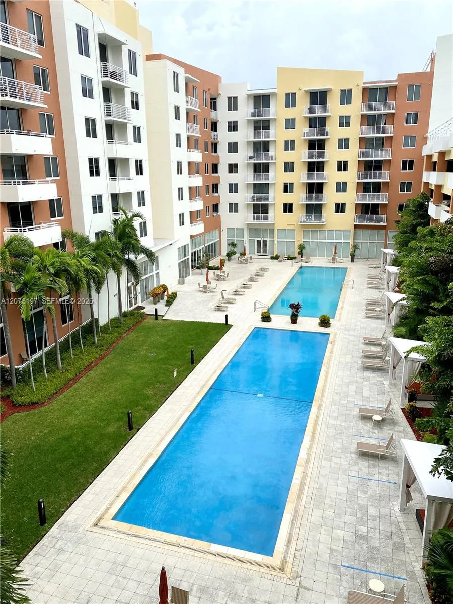2775 NE 187th St #419 Aventura, FL 33180