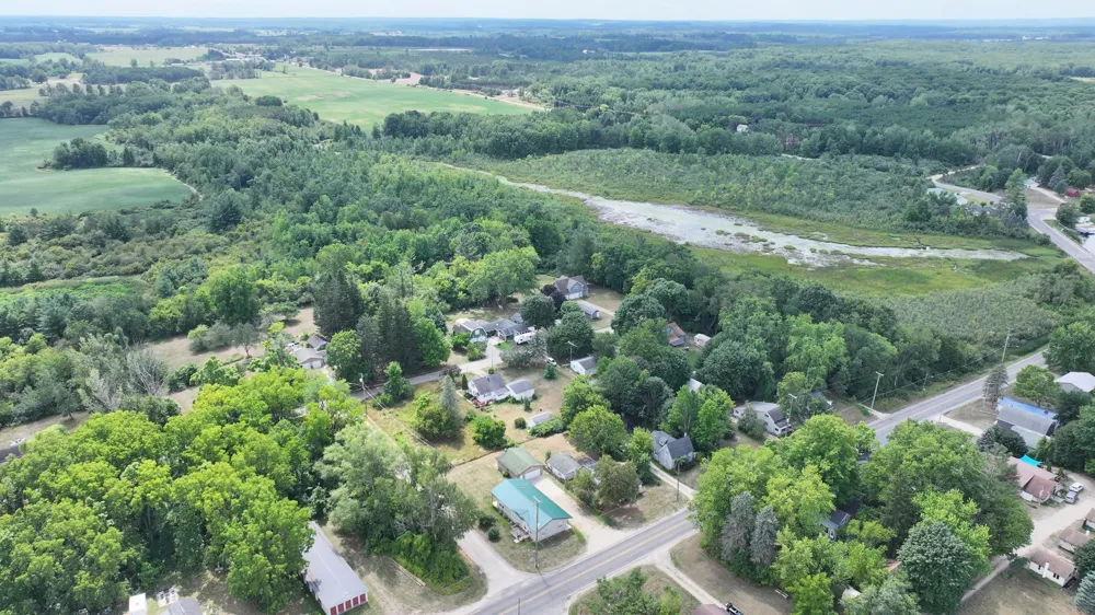 10687 Dwight Street Mecosta Township, MI 49320