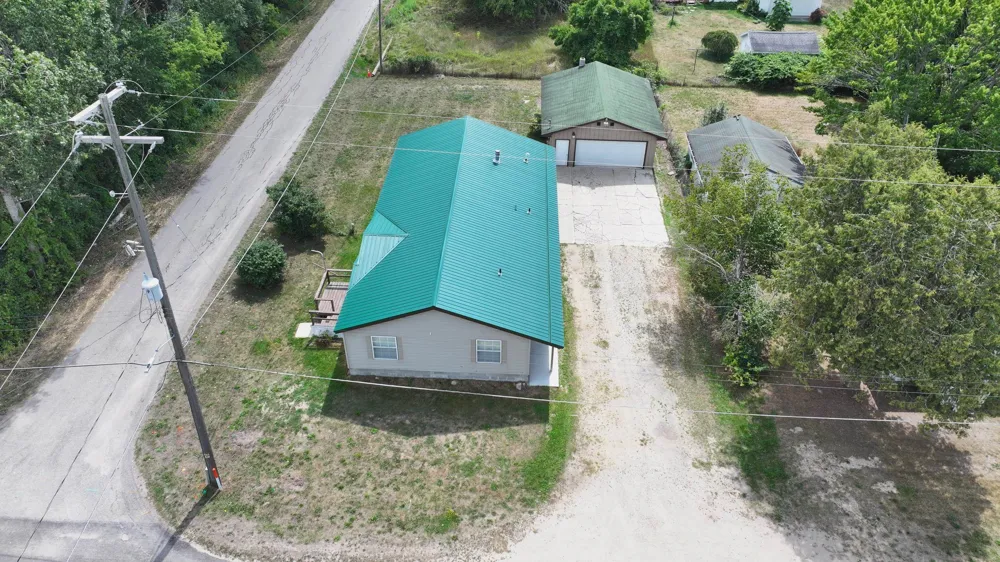10687 Dwight Street Mecosta Township, MI 49320
