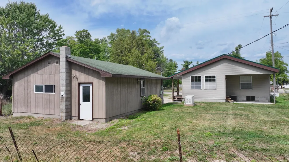 10687 Dwight Street Mecosta Township, MI 49320