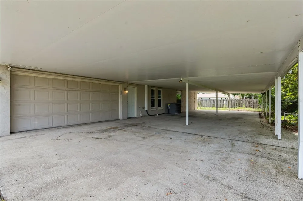 2504 GLENWOOD DRIVE Edgewater, FL 32141