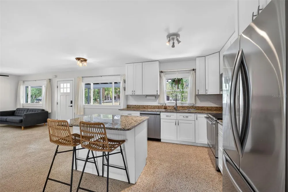 5400 97TH TERRACE Pinellas Park, FL 33782