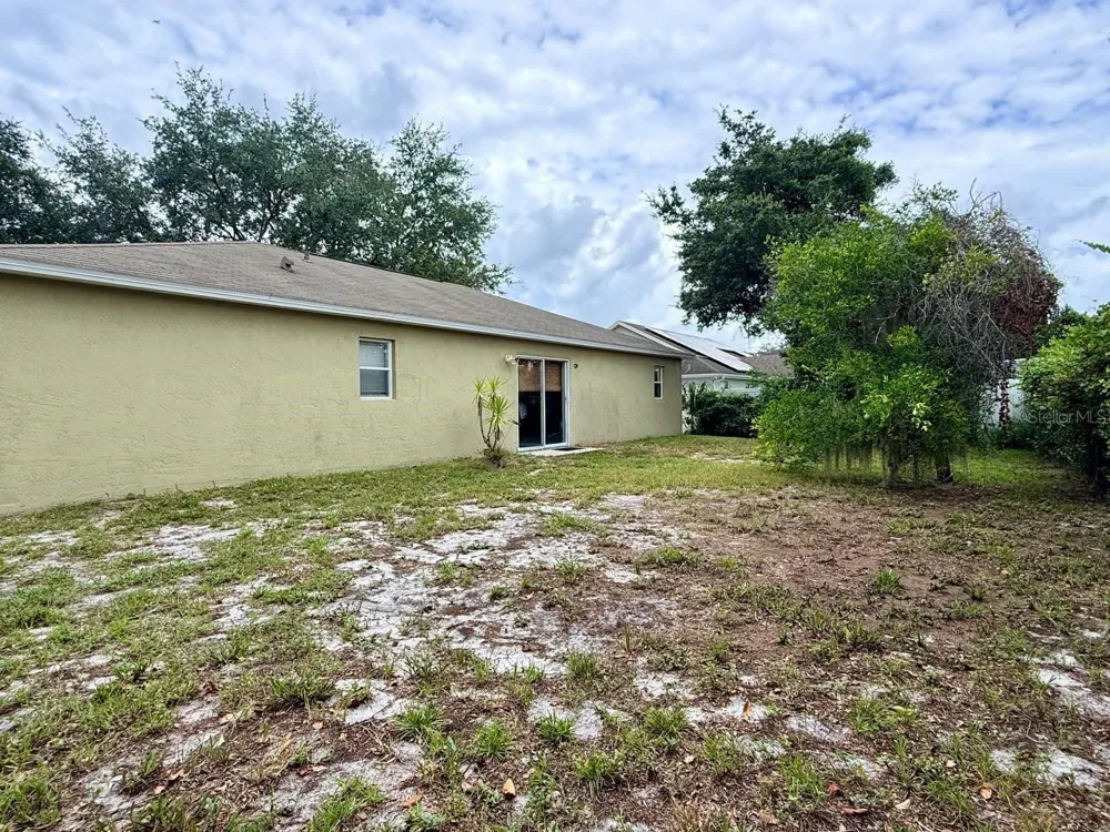 267 AUTUMN RIDGE ROAD Deltona, FL 32725