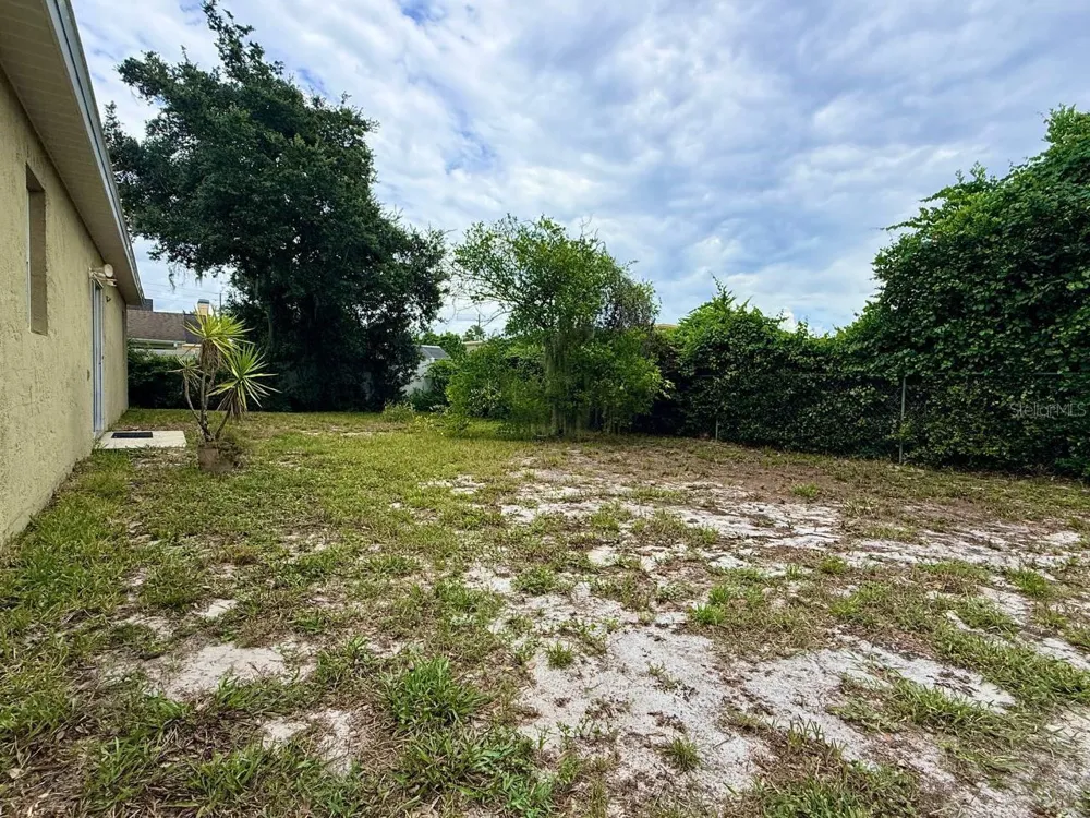 267 AUTUMN RIDGE ROAD Deltona, FL 32725