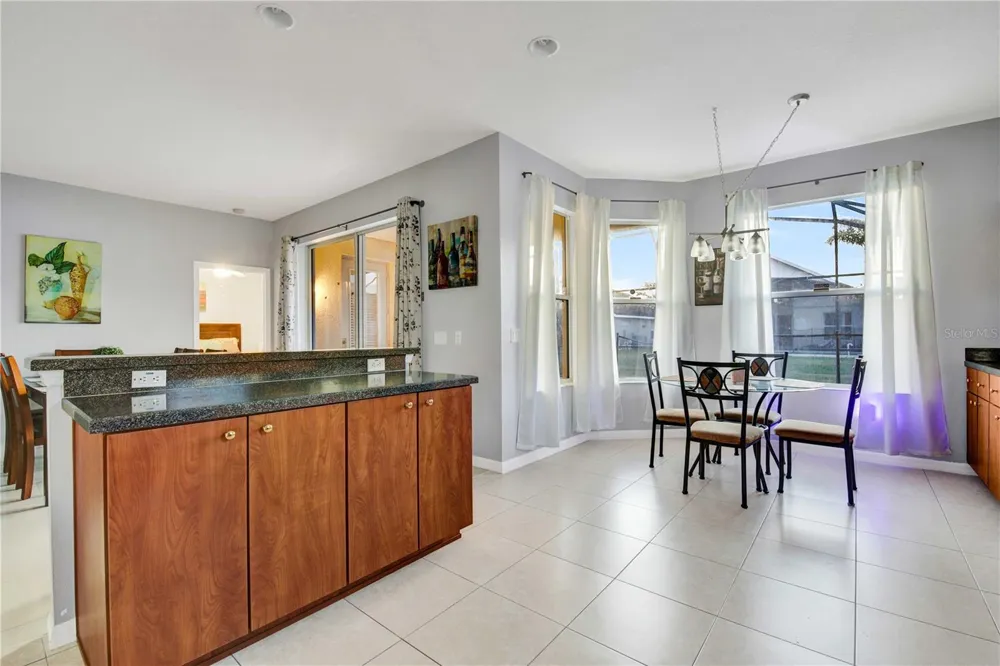 932 EMERALD GREEN COURT Kissimmee, FL 34746