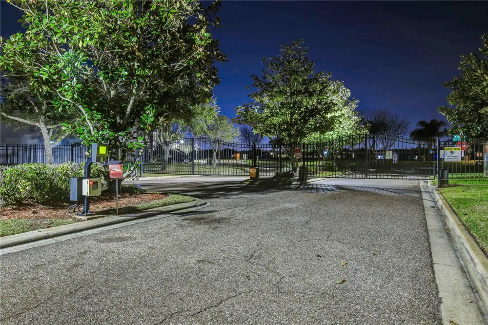 932 EMERALD GREEN COURT Kissimmee, FL 34746
