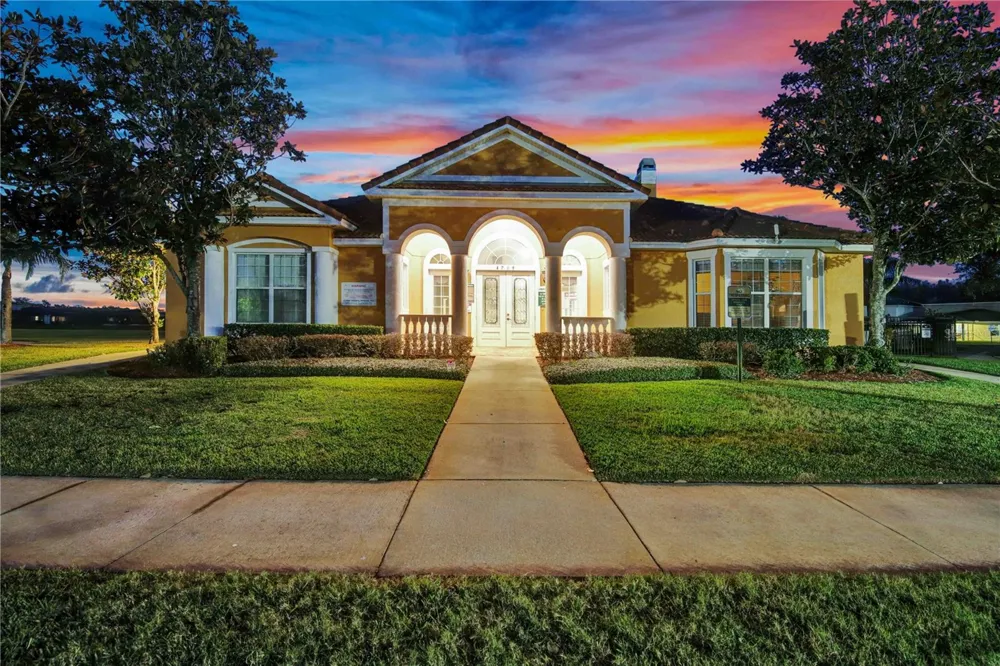 932 EMERALD GREEN COURT Kissimmee, FL 34746