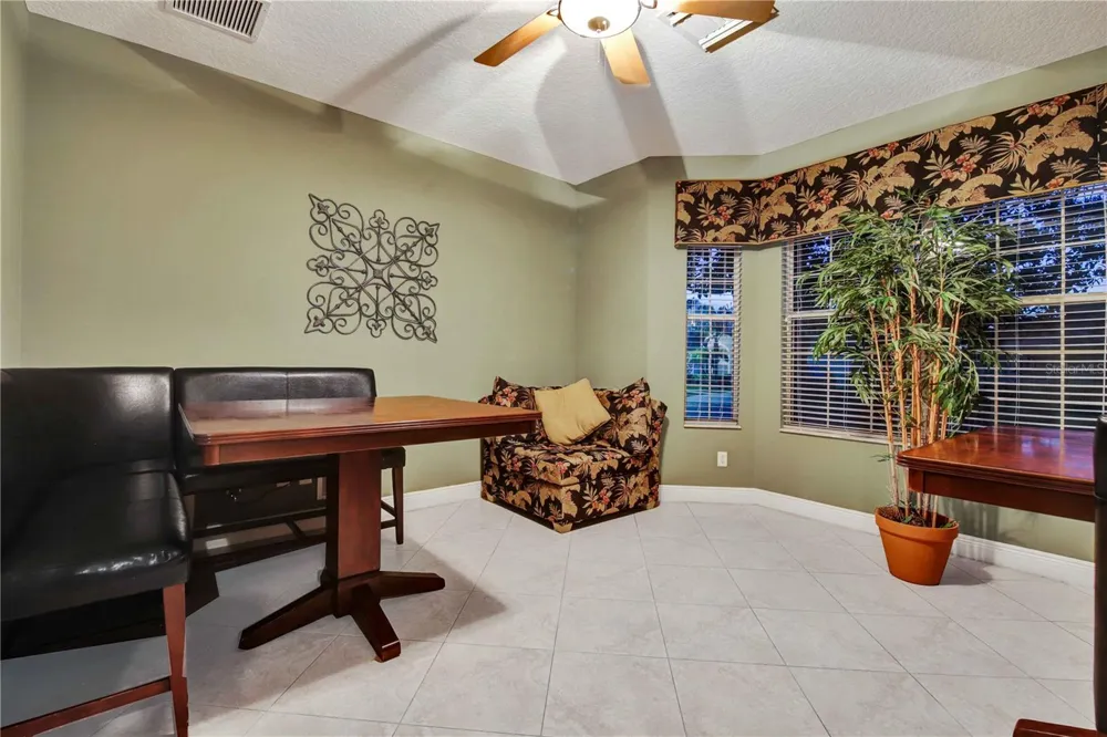 932 EMERALD GREEN COURT Kissimmee, FL 34746