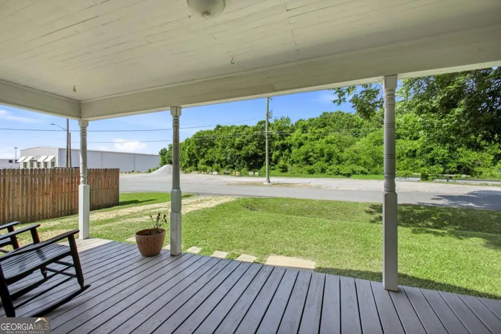 430 Elm ST Calhoun, GA 30701