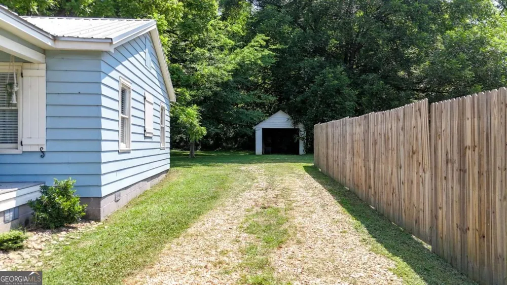 430 Elm ST Calhoun, GA 30701