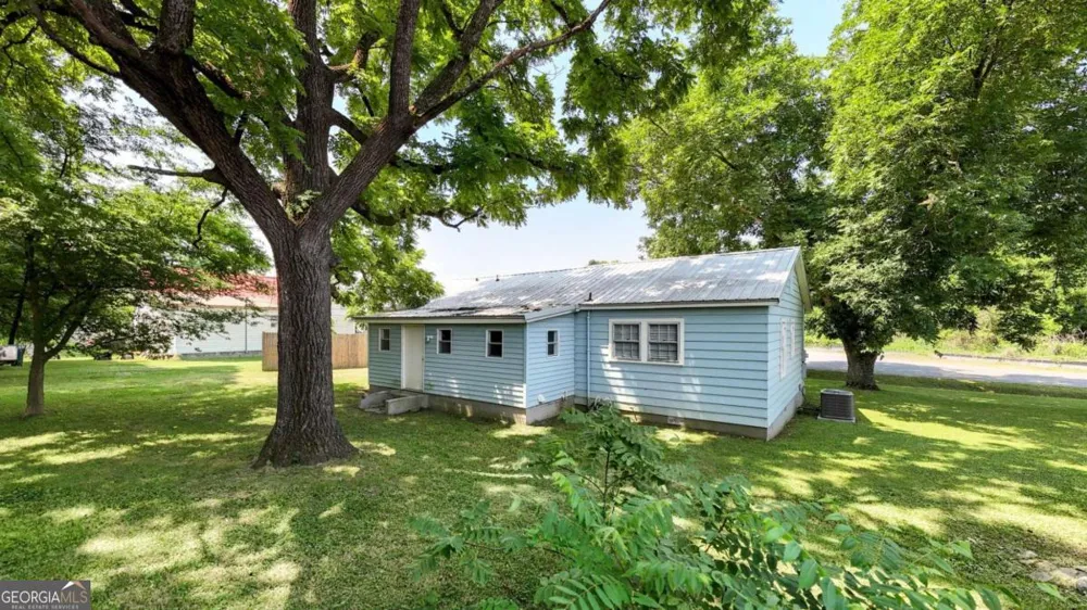 430 Elm ST Calhoun, GA 30701