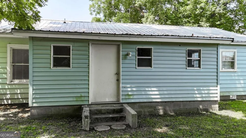 430 Elm ST Calhoun, GA 30701