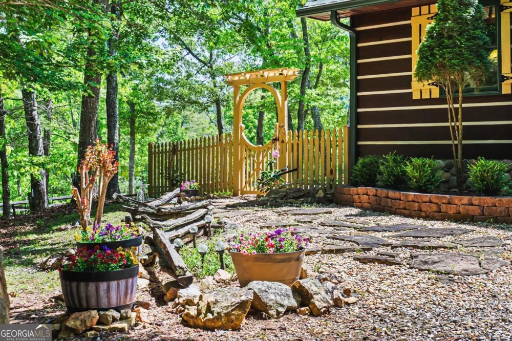 108 Wilscot Valley DR Morganton, GA 30560
