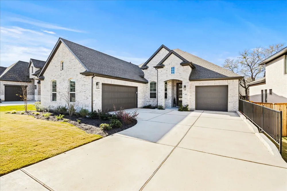 123 Seaside Sparrow Way Kyle, TX 78640