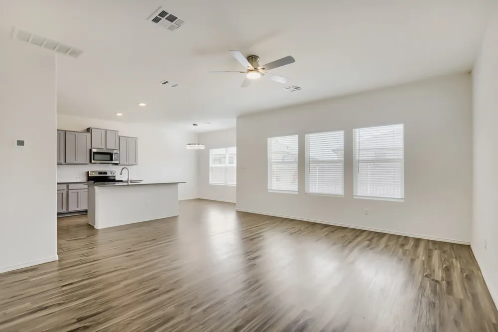 125 Guardian Angel Court Jarrell, TX 76537