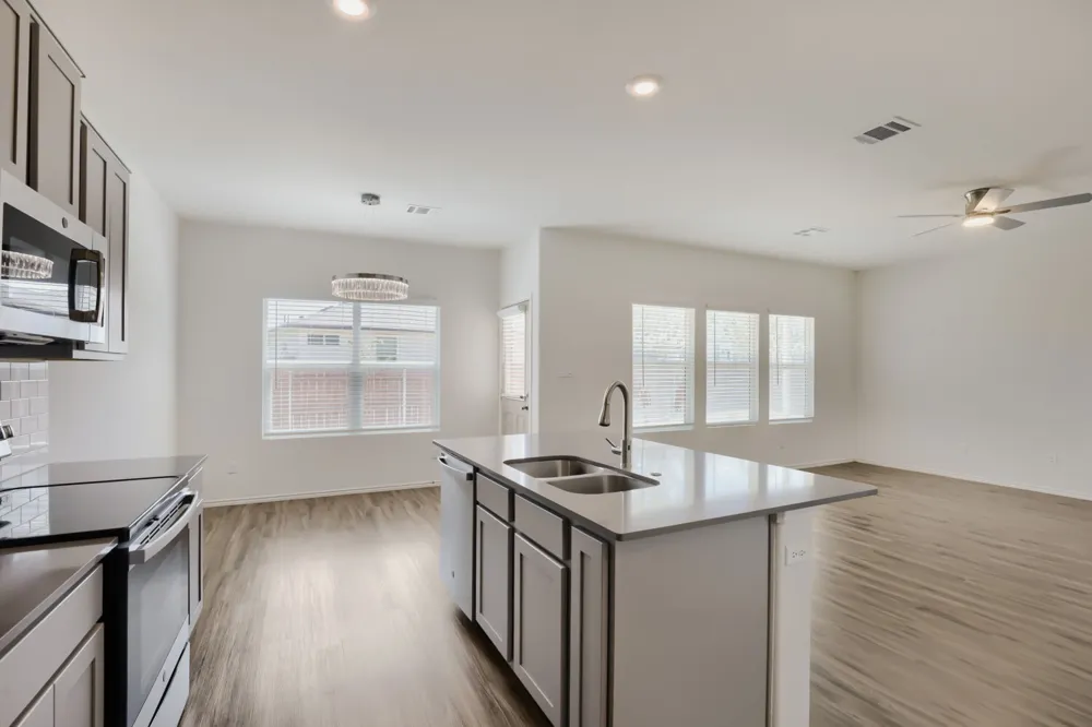 125 Guardian Angel Court Jarrell, TX 76537