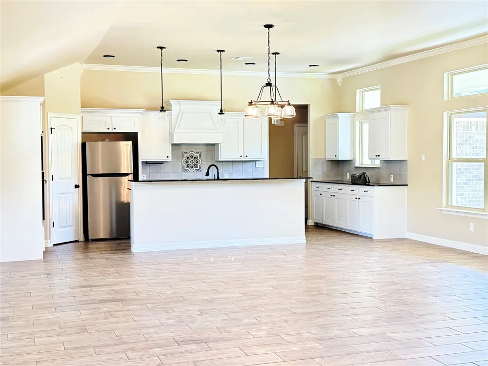 160 County Road 4745 Kempner, TX 76539