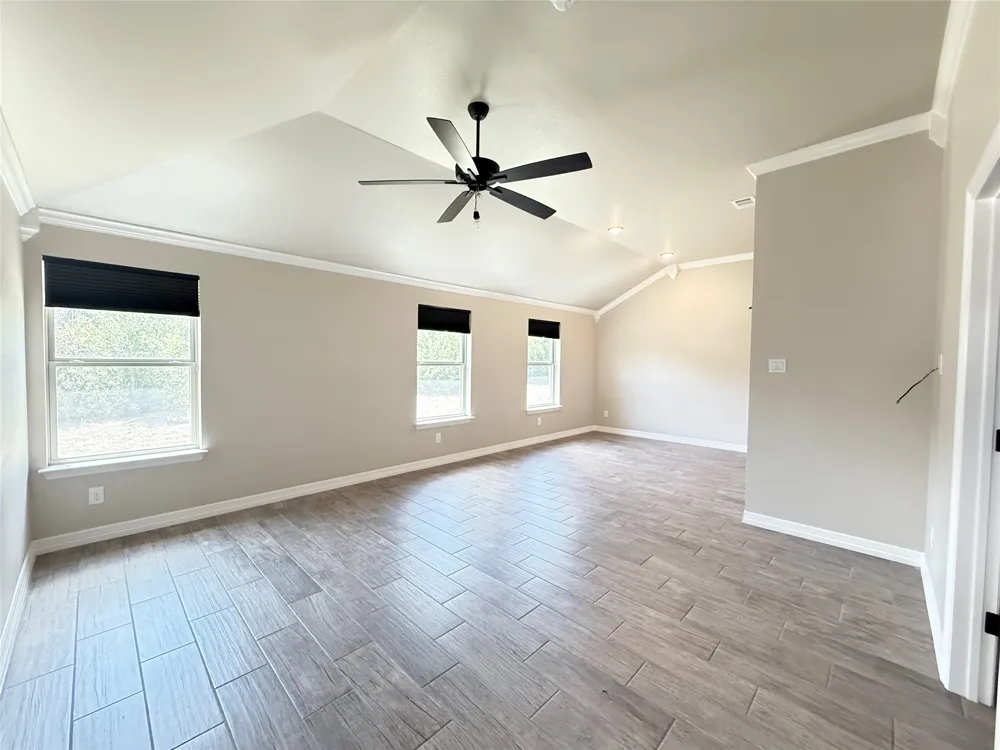 160 County Road 4745 Kempner, TX 76539
