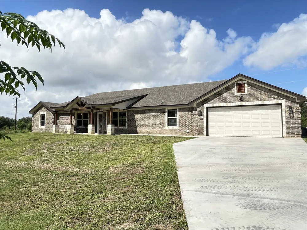 160 County Road 4745 Kempner, TX 76539
