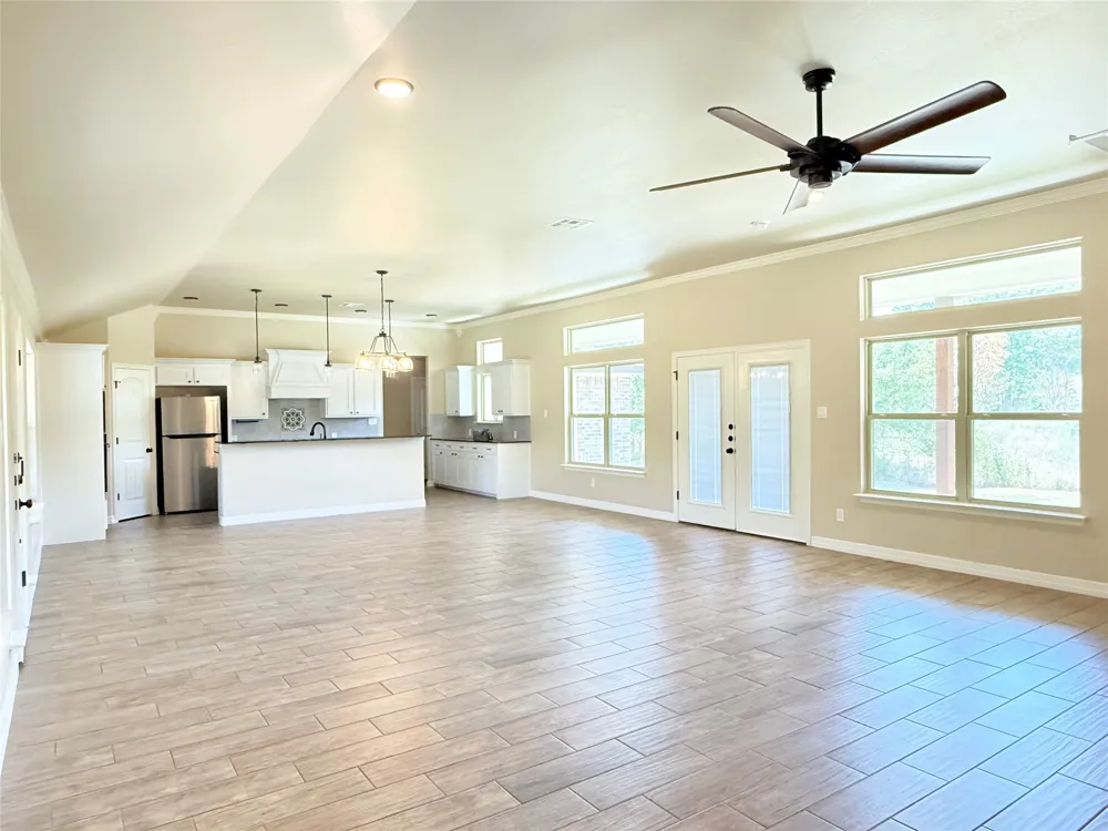 160 County Road 4745 Kempner, TX 76539