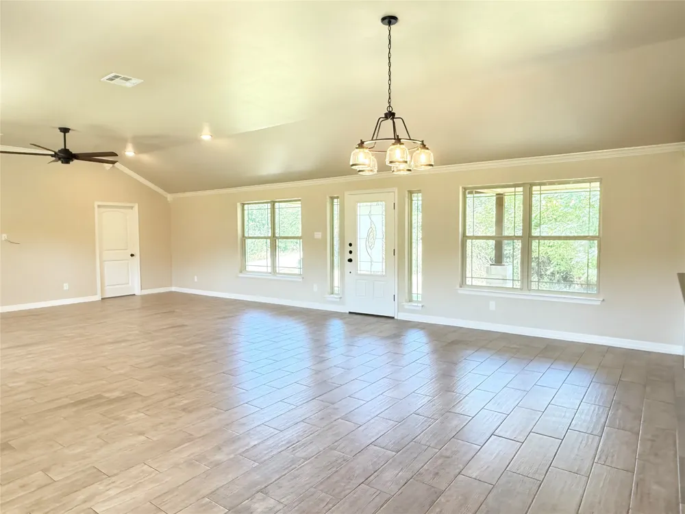 160 County Road 4745 Kempner, TX 76539
