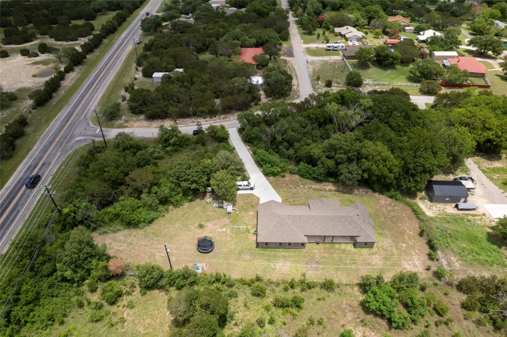 160 County Road 4745 Kempner, TX 76539