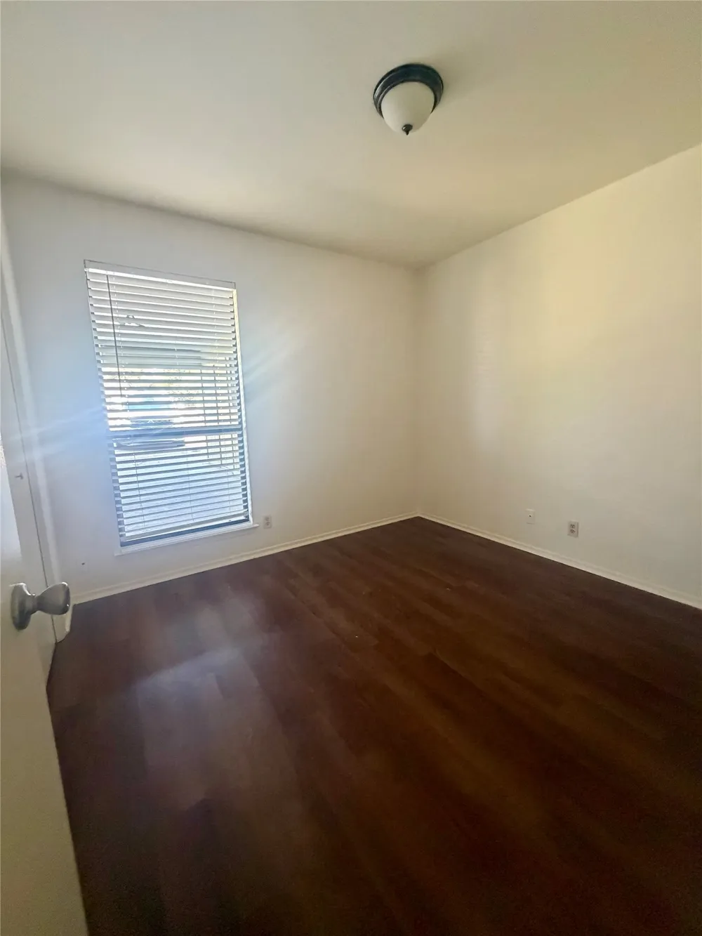 8105 S 1st Street #B Austin, TX 78748