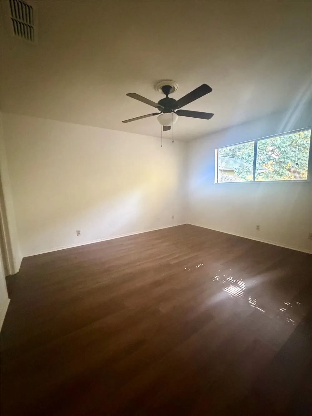 8105 S 1st Street #B Austin, TX 78748