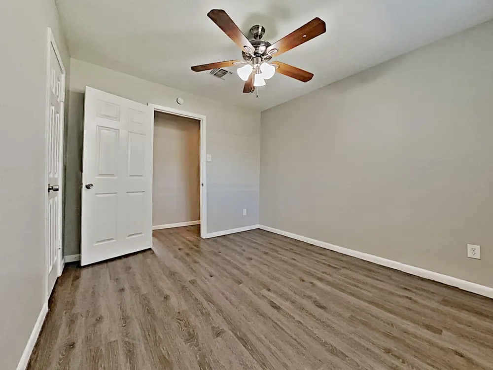 2705 Coy Drive Deer Park, TX 77536