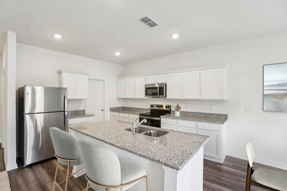 7711 Enchanted Pearl Drive Angleton, TX 77515