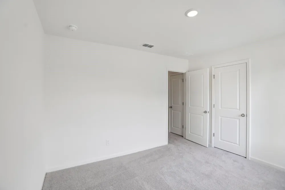 7711 Enchanted Pearl Drive Angleton, TX 77515