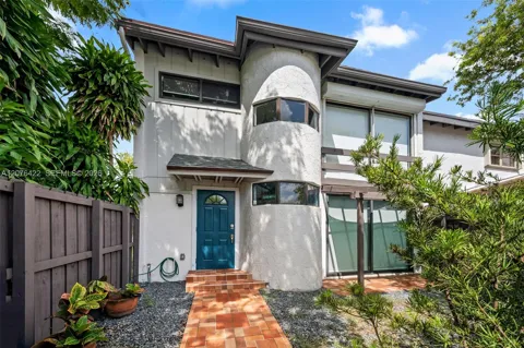 7140 SW 111th Ct #-