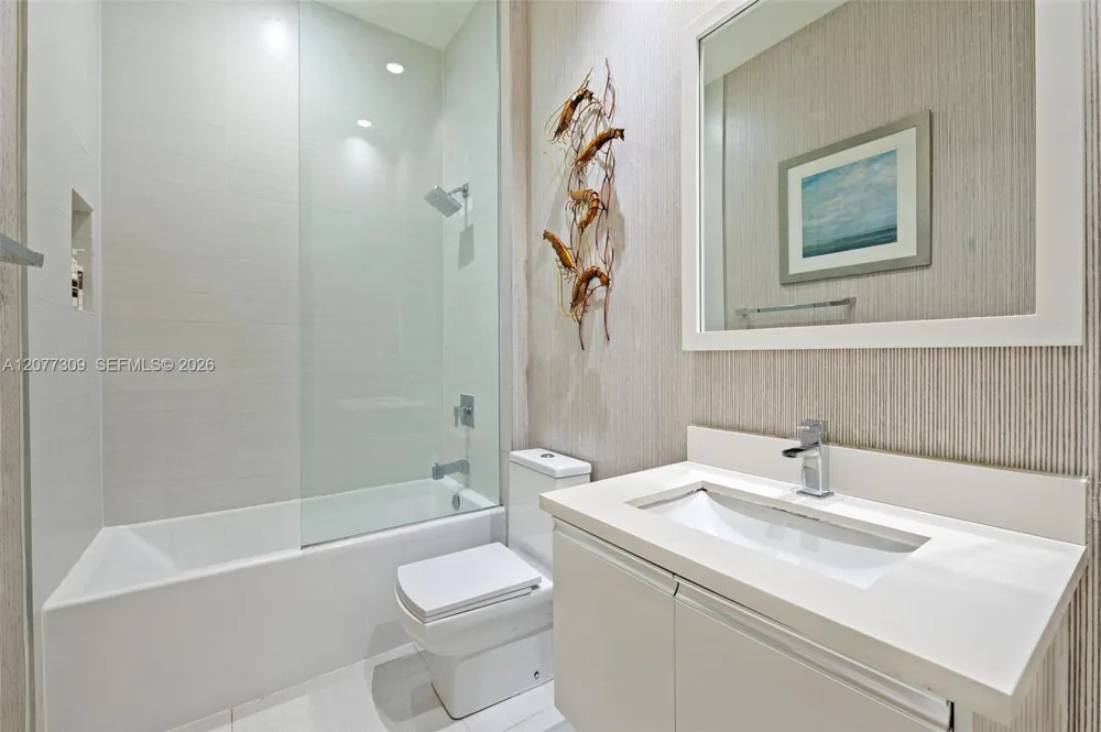 10305 NW 63rd Ter #105 Doral, FL 33178