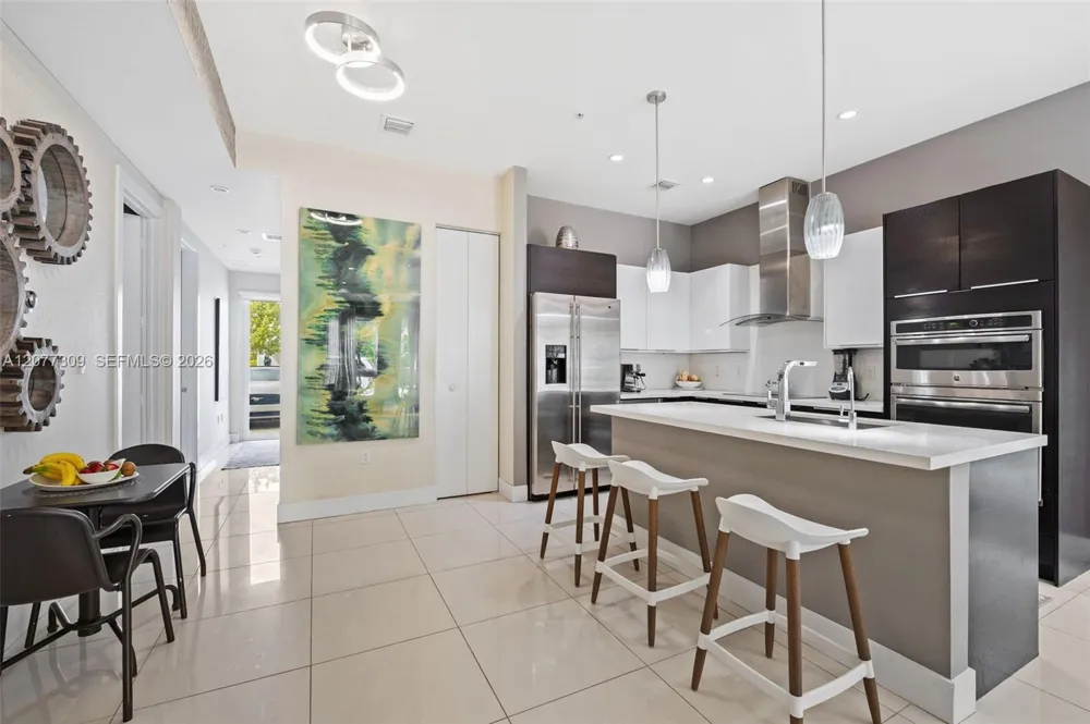 10305 NW 63rd Ter #105 Doral, FL 33178