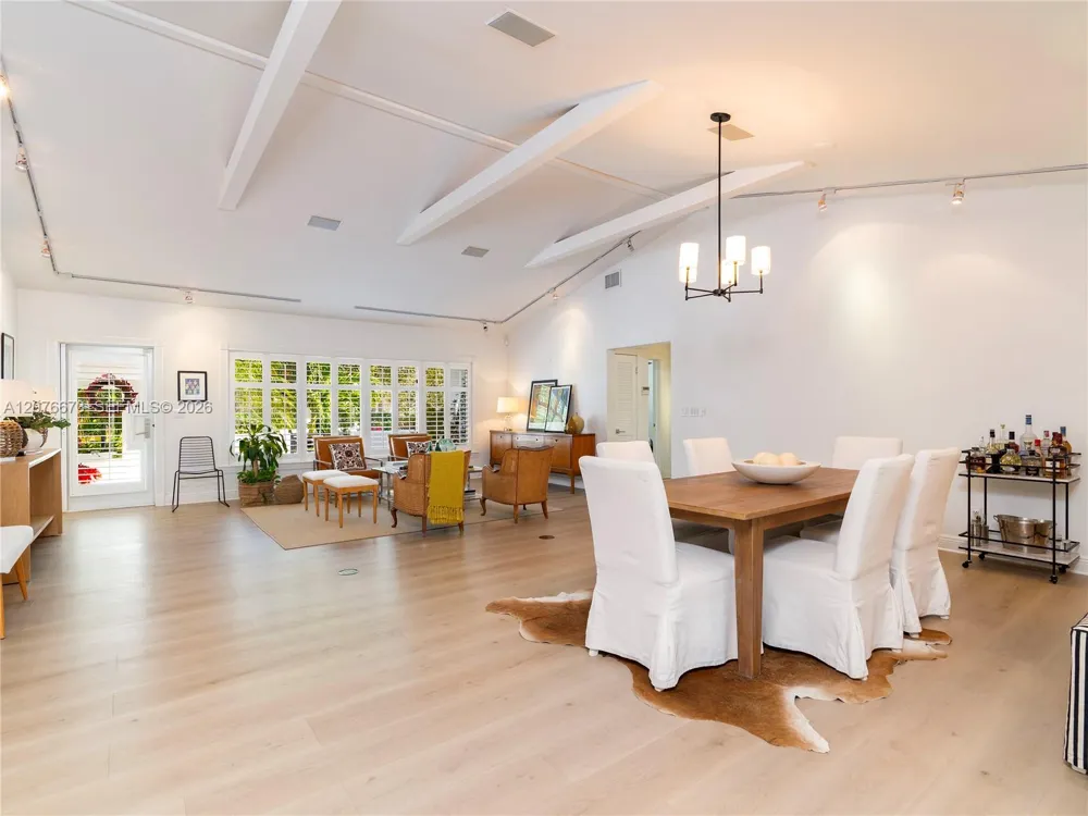 5510 San Vicente St Coral Gables, FL 33146