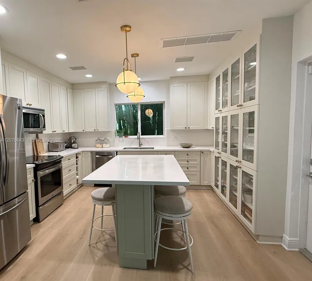 5510 San Vicente St Coral Gables, FL 33146