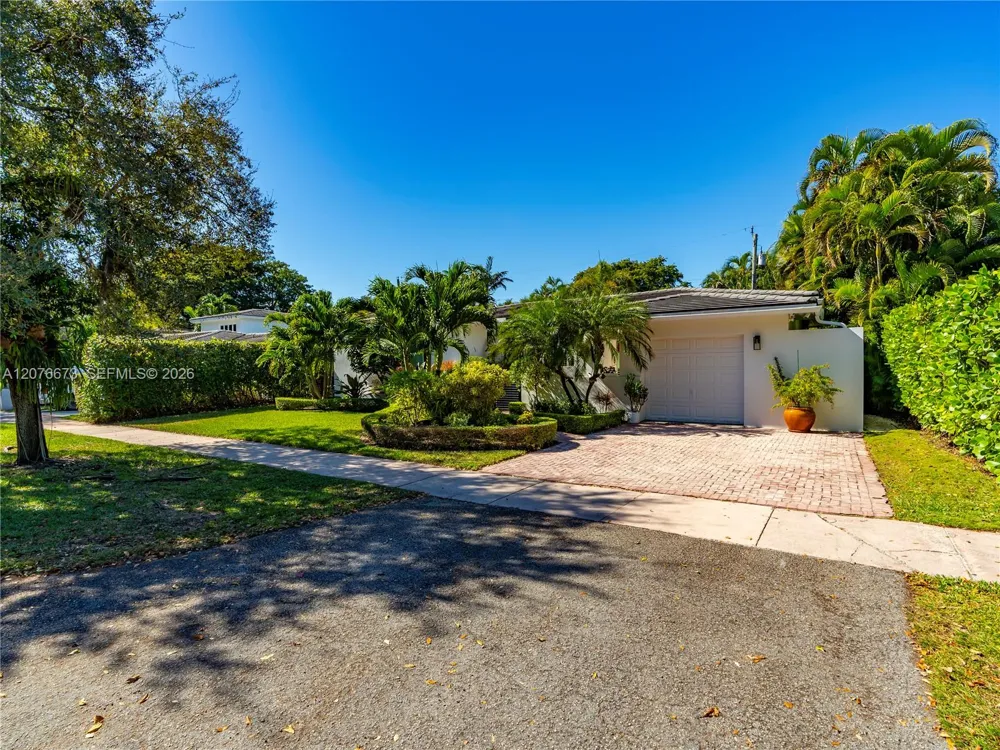 5510 San Vicente St Coral Gables, FL 33146
