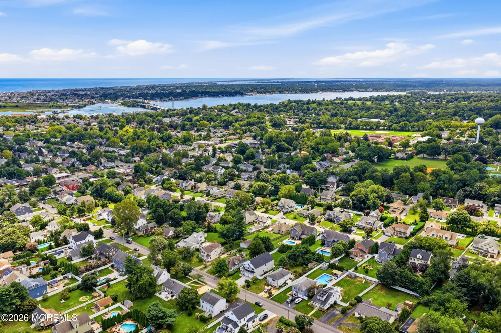 641 Park Avenue Brielle, NJ 08730