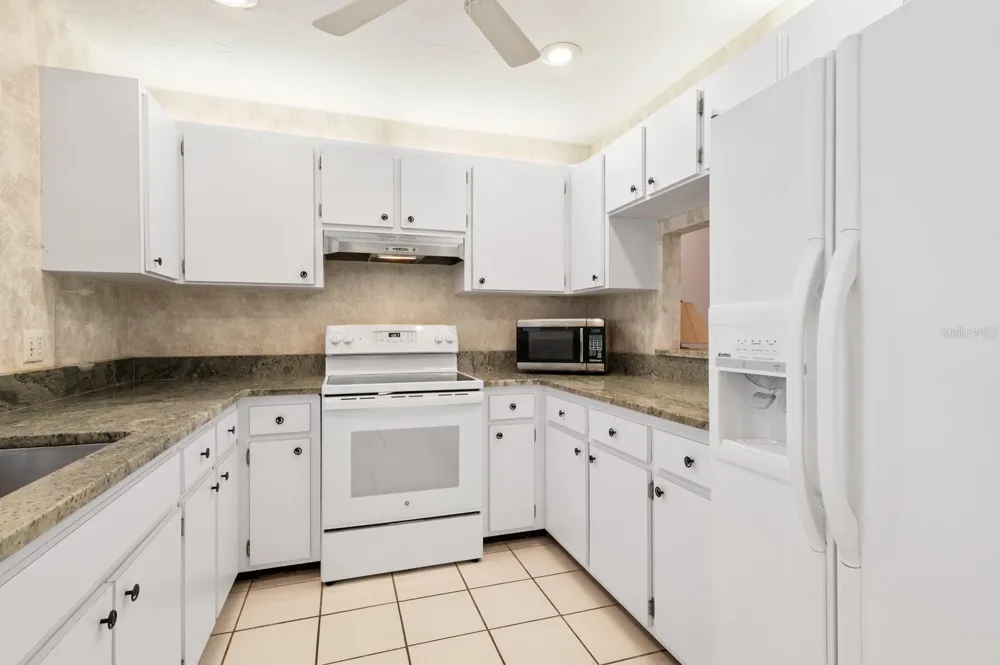 1704 PELICAN COVE ROAD #T138 Sarasota, FL 34231