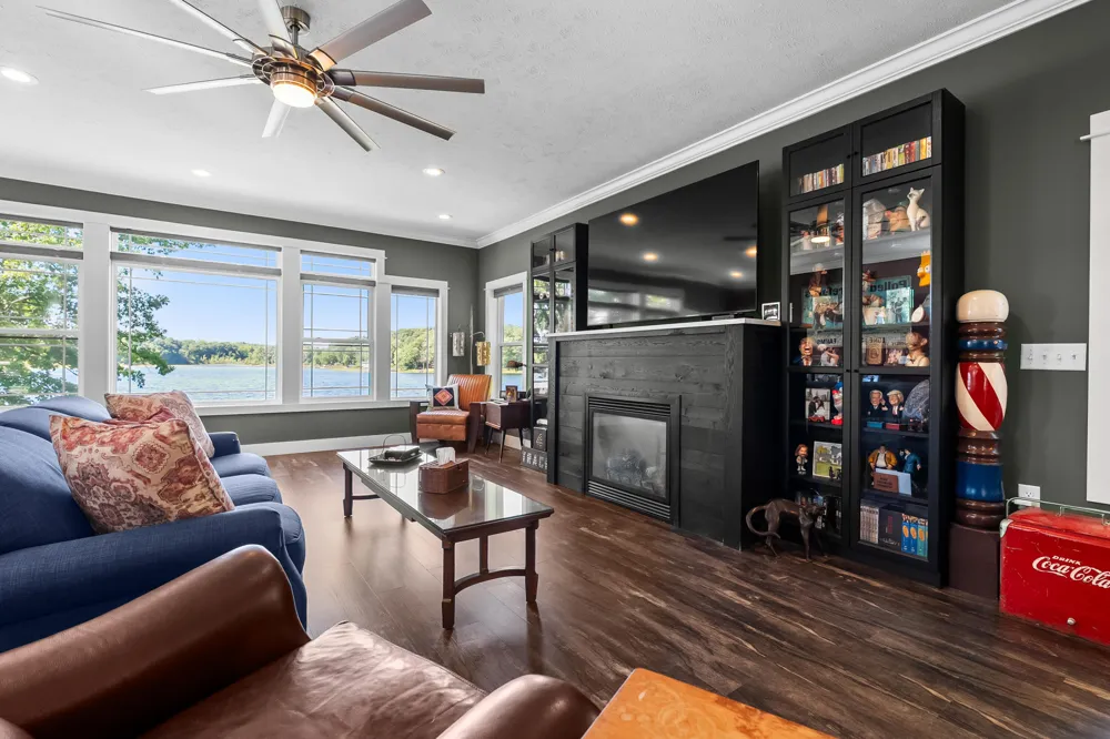 6840 Flower Drive Hope Township, MI 49046