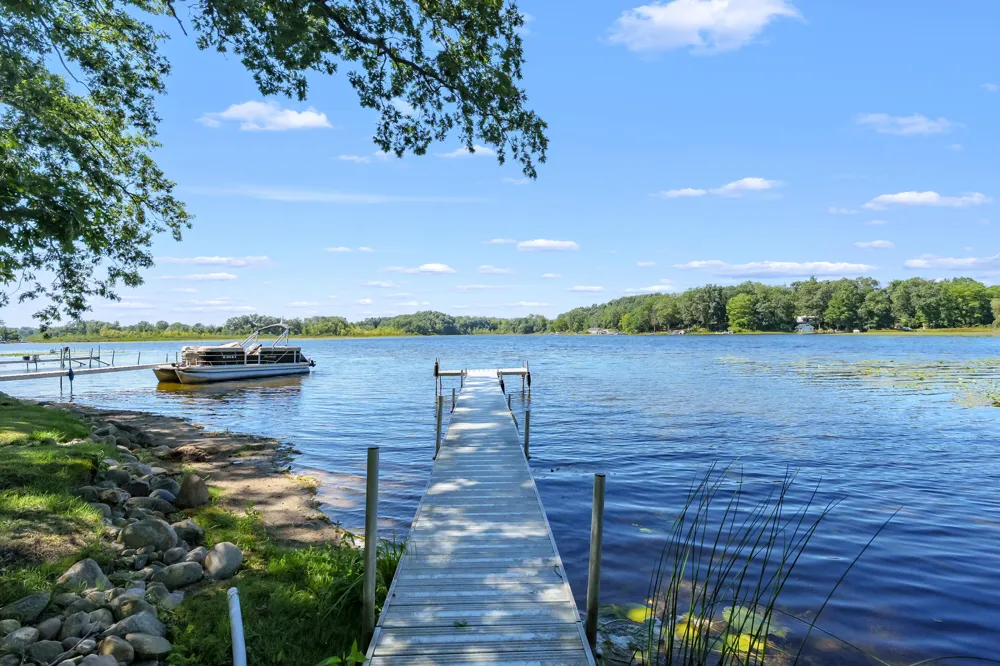 6840 Flower Drive Hope Township, MI 49046